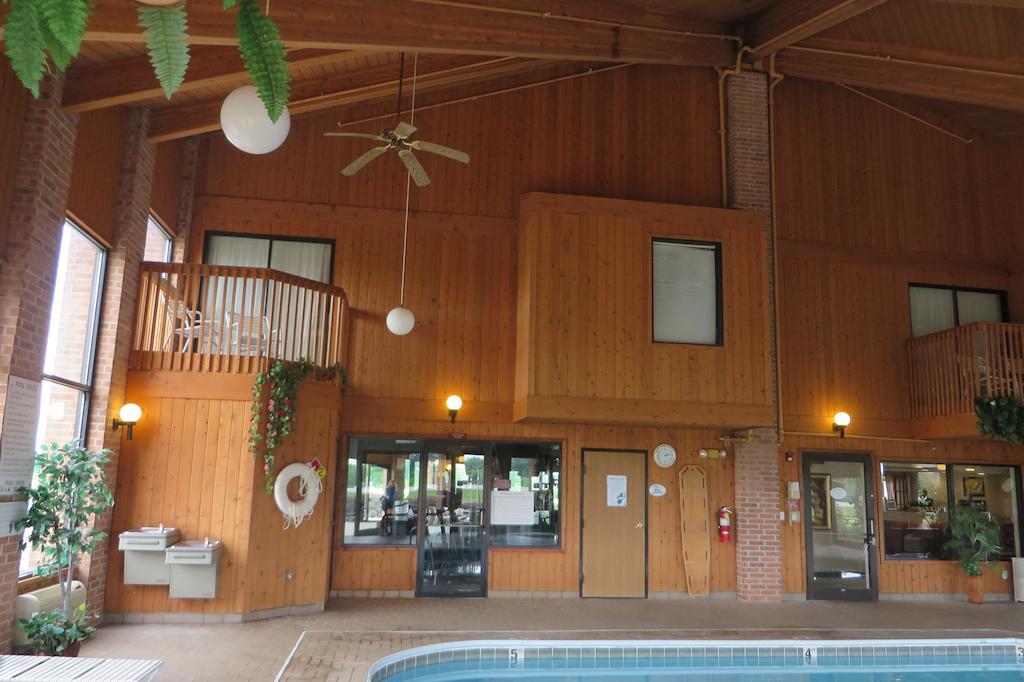 Baymont By Wyndham Boone Hotel Buitenkant foto